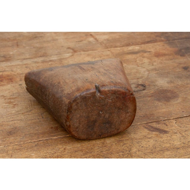 Hawassa Carved Wood African Headrest For Sale In Los Angeles - Image 6 of 7