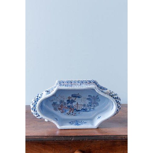 Chinoiserie Faience Jardiniere with Twisted Handles from Nevers, 19th Century For Sale - Image 6 of 11