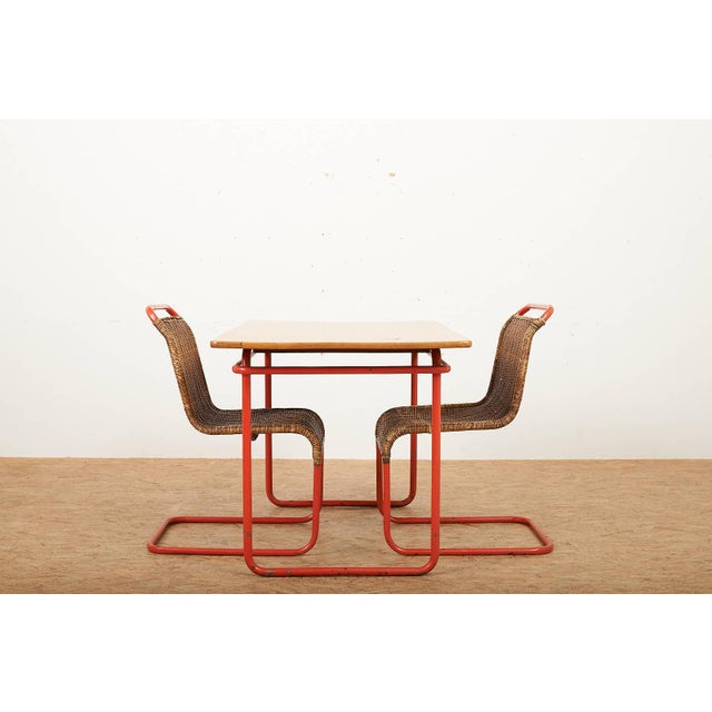 1920s Table with Chairs in Red Lacquered Tubular Steel by S. Meier for Rohrmöbelfabrik, 1920s, Set of 3 For Sale - Image 5 of 17