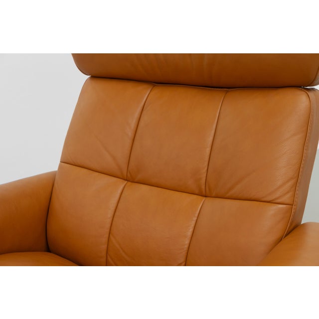 Animal Skin Set of Stressless Reclining Lounge Chair and Ottoman from Ekornes, 2000s For Sale - Image 7 of 18