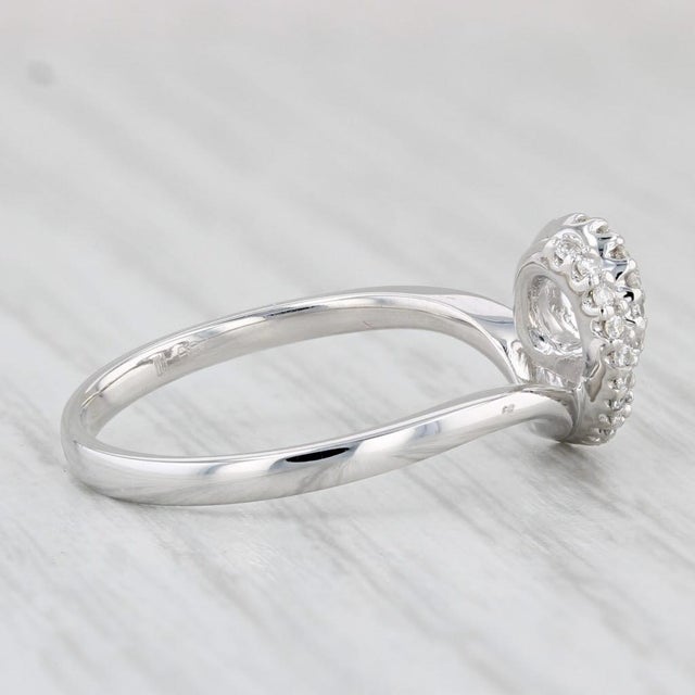 Contemporary Piero Milano Diamond Heart Swirl Ring 18k White Gold With Box Size 7 For Sale - Image 3 of 9