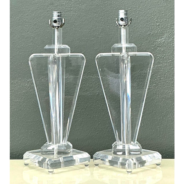 Vintage Lucite Paddle Lamps - A Pair For Sale - Image 9 of 12