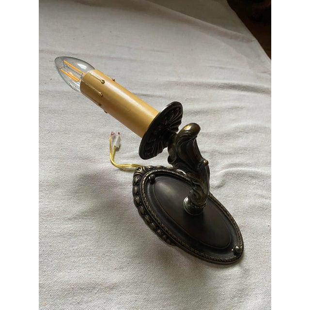 Traditional 1920s Colonial Revival Style Sconce For Sale - Image 3 of 12