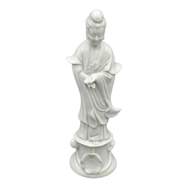 Mid 20th Century Japanese Porcelain Guanyin Statue For Sale