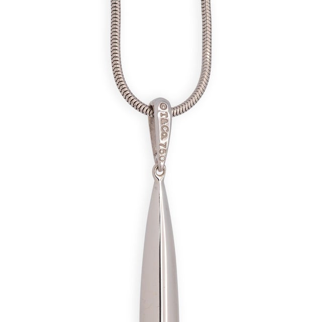 1990s 1990s Tiffany & Co Vintage 18k White Gold Feather Pendant 20" Snake Chain Necklace For Sale - Image 5 of 8