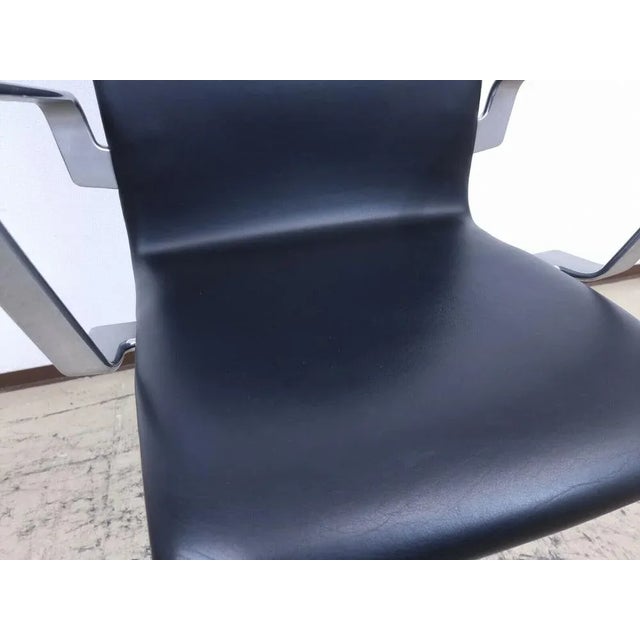 Black Black Oxford Leather Chair by Arne Jacobsen from Fritz Hansen For Sale - Image 8 of 10