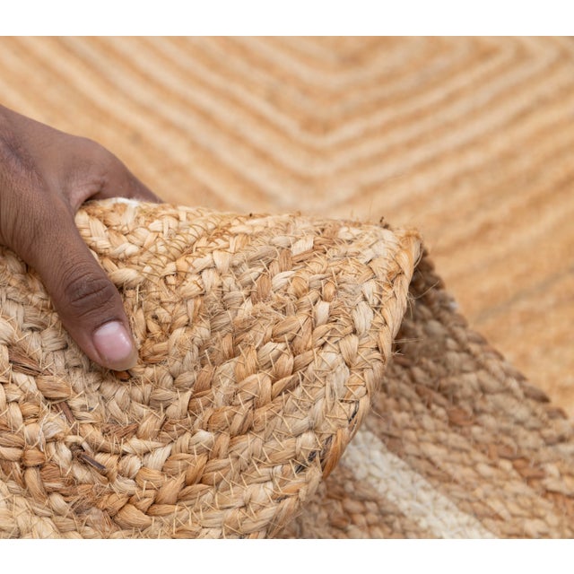 White Natural Jute Wave Scallop 3x5 Ft. For Sale - Image 12 of 12