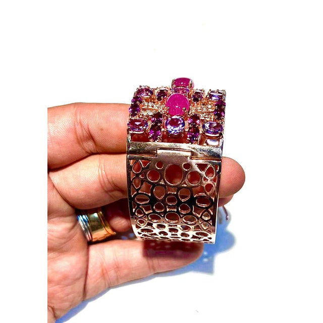 Bochic “Capri” Vintage Natural Ruby & Amethyst Cuff Set In 18K Gold & Silver For Sale - Image 13 of 15