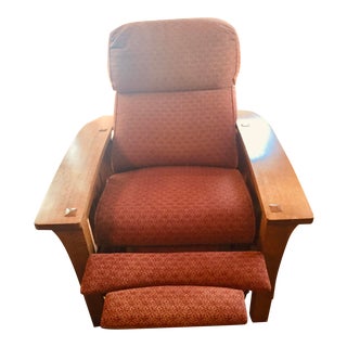 1990s Vintage Stickley Bustle Back Bow Arm Morris Recliner Chair For Sale
