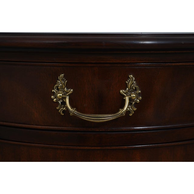 Brown Henkel Harris Model 5442 Mahogany Round Lamp Table For Sale - Image 8 of 12