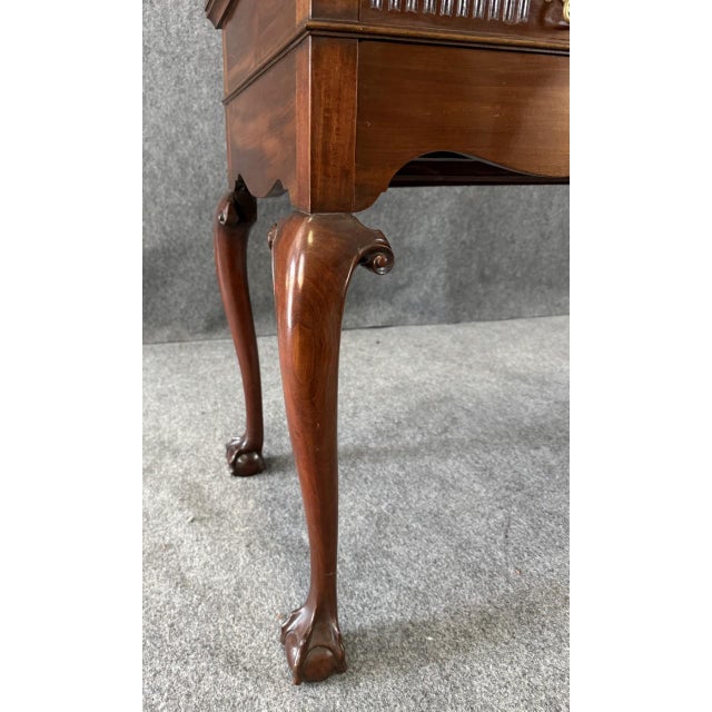 Brown 18th Century Mahogany Chippendale Server For Sale - Image 8 of 15