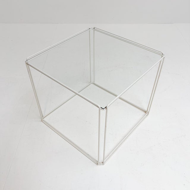 White Isocele Side Table by Max Sauze for Atrow, 1970s For Sale - Image 8 of 10