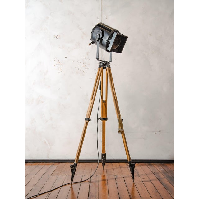 Vintage Industrial Theater Spotlight Floor Lamp from A.E. Cremer, 1950s For Sale - Image 14 of 18