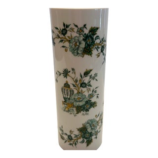 1970s Vintage Crown Staffordshire England "Kowloon" Bud Vase For Sale
