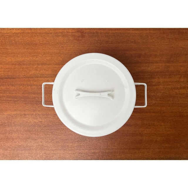 Mid-Century Modern White Enamel Pot by Seppo Mallat for Finel, 1960s For Sale - Image 10 of 18