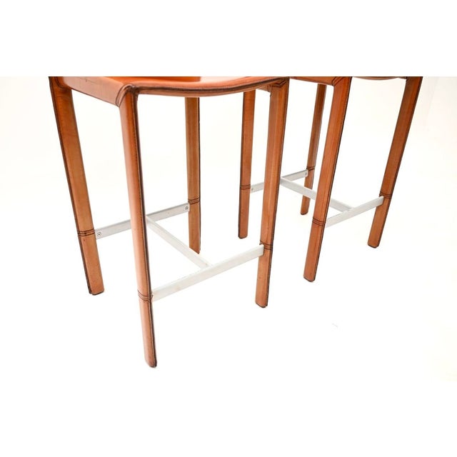 Vintage Italian Leather Bar Stools by Enrico Pellizzoni, 1980, Set of 2 For Sale - Image 9 of 11