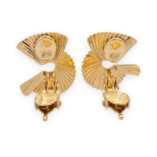 1950s Retro Tiffany & Co. George Schuler 14k Yellow Gold Swirl Clip on Earrings 1950's, A Pair For Sale - Image 10 of 12