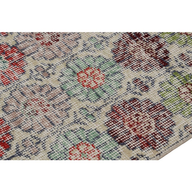 1960s Vintage Zeki Müren Rug With Polychromatic Floral Patterns, From Rug & Kilim For Sale - Image 5 of 7