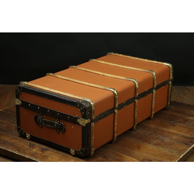 Salmon-Colored Cabin Trunk with Curved Shape, 1920s For Sale - Image 4 of 9