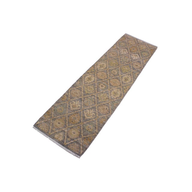 Art Nouveau Boho Chic Ziegler Gray/Ivory Wool Runner Rug- 2'7'' X 9'2'' For Sale - Image 3 of 10