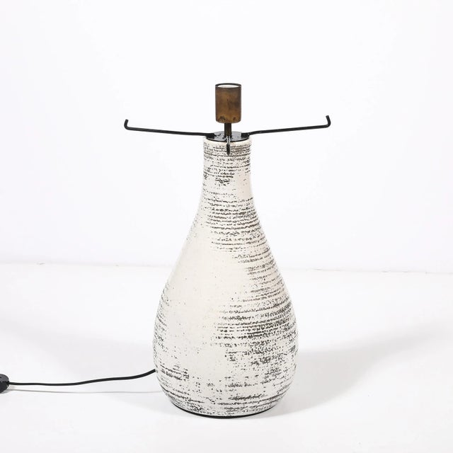 Beige Mid-Century White Glazed Ceramic Table Lamp With Monumental Spun Resin Shade For Sale - Image 8 of 16