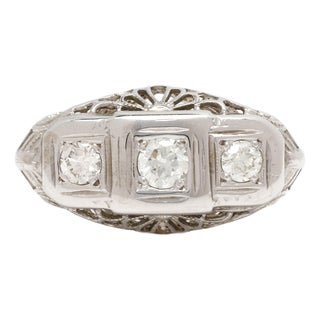 Vintage .30ctw 3 Diamond Filigree Ring, 18k White Gold, Ring Size 5 For Sale