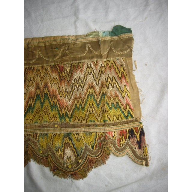 Green Pair of Flame Stitch Bargello Embroidery Valence 18 Century For Sale - Image 8 of 14