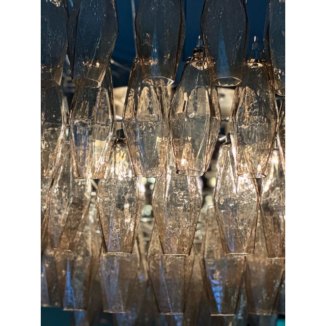 Beige Large Murano Chandelier with Sand Colored Prisms in the style of Carlo Scarpa For Sale - Image 8 of 9