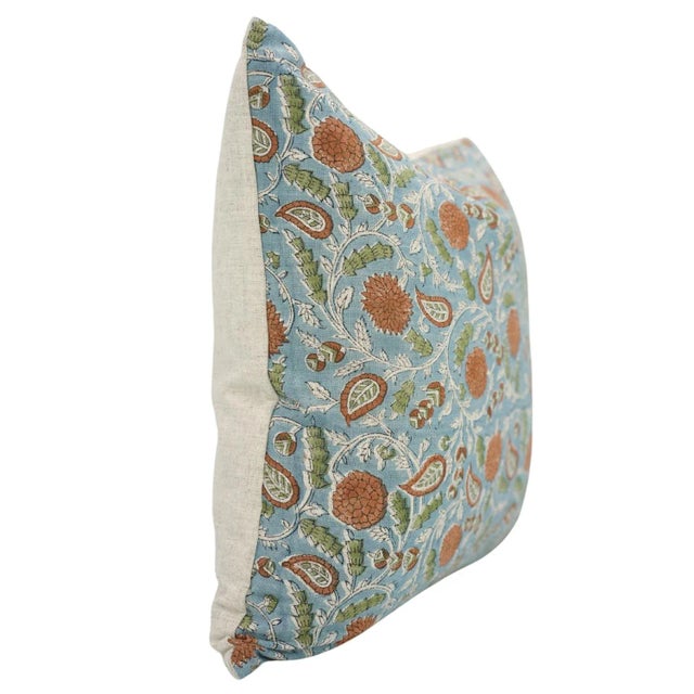 Elevate your space with the timeless charm of the Fabdivine Block Print Cushion Cover in the exquisite Gopi print. Crafted...