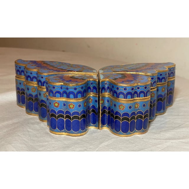 Large Vintage Handmade Chinese Cloisonné Enamel Brass Butterfly Trinket Box Jar For Sale - Image 9 of 10