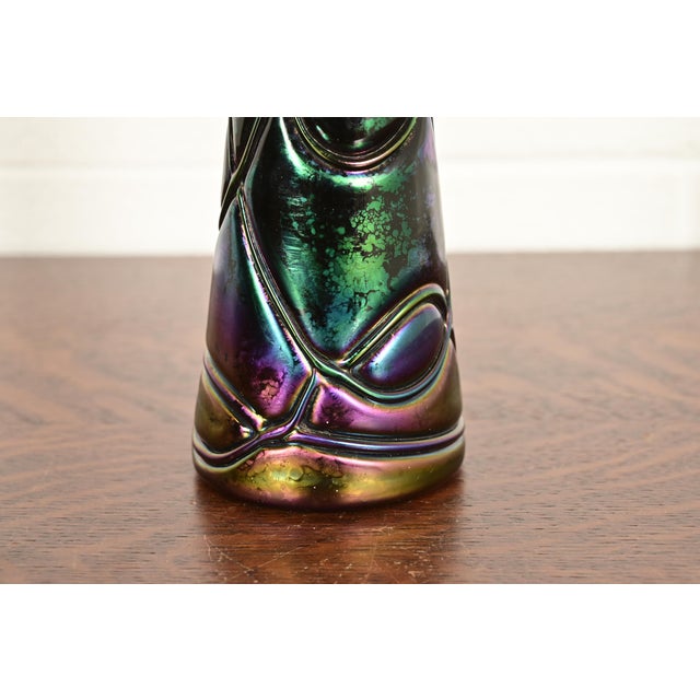 Pallme-Konig & Habel Antique Austrian Threaded Iridescent Art Glass Vase, Circa 1900 For Sale - Image 9 of 12