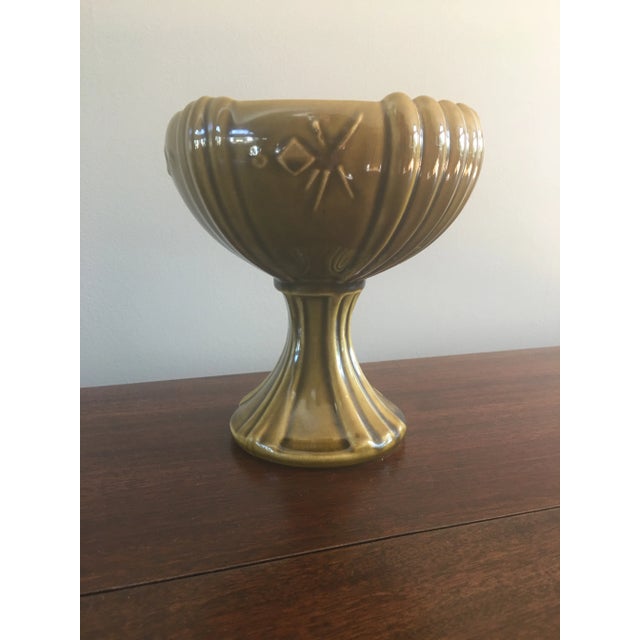 Vintage MCM pedestal vase, olive in color. No flaws, chips or cracks. Excellent condition.