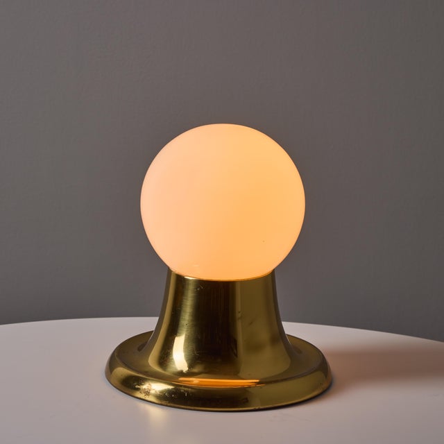 Mid-Century Modern 1960s Achille Castiglioni & Pier Giacomo 'Light Ball' Table Lamp, Unmarked For Sale - Image 3 of 12