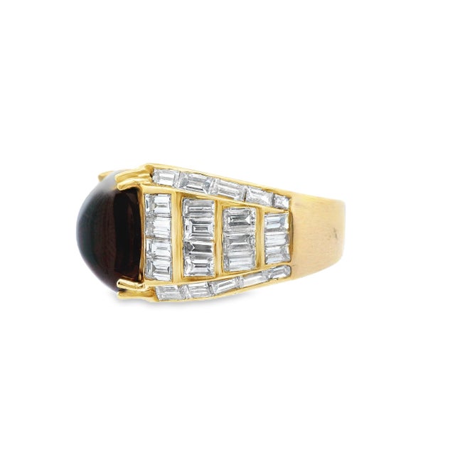 1990s 1990s 18k Yellow Gold Red Garnet and Diamond Statement Ring, Size 6 For Sale - Image 5 of 10