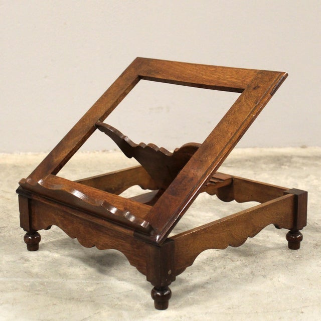 19th Century Italian Table Lectern in Walnut For Sale - Image 3 of 13