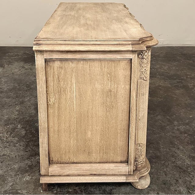 Antique French Louis XIV Commode ~ Chest of Drawers in Stripped Oak For Sale - Image 11 of 14