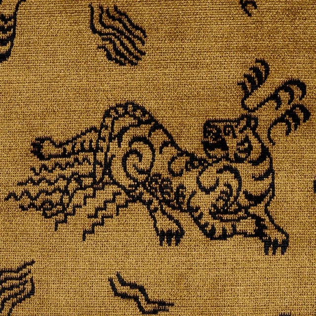 Asian Schumacher Kinabalu Velvet Fabric in Gold For Sale - Image 3 of 4