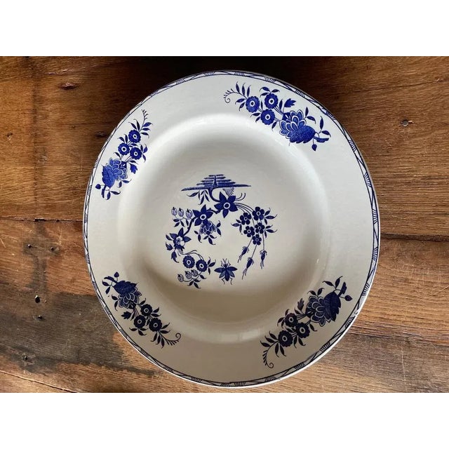 1930s Large Plate from Boch Frères, 1930s For Sale - Image 5 of 5