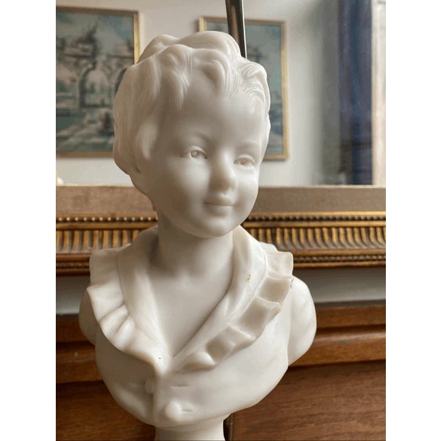 Neoclassical Vintage Neoclassical Style White Alabaster Boy Bust Table Lamp For Sale - Image 3 of 7
