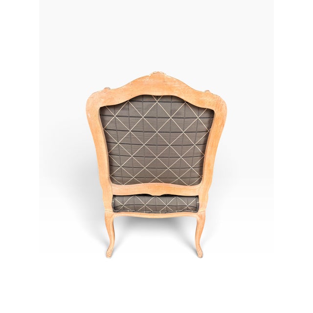 Vintage Louis XV Style Carved Wood Bergère Chair in Black & Cream Geometric Fabric For Sale In Miami - Image 6 of 16