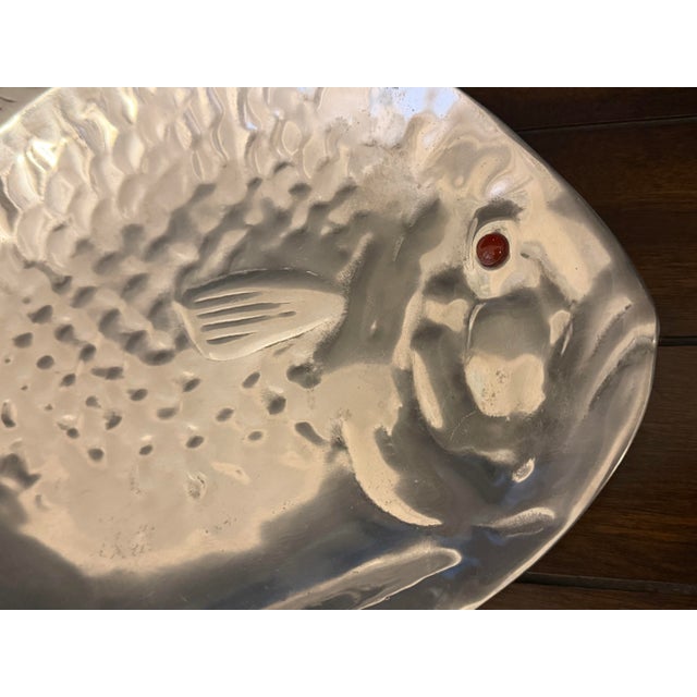 Up for sale is a beautiful, large vintage Arthur Court sand-cast aluminum fish-shaped serving platter. Designed in 1976,...