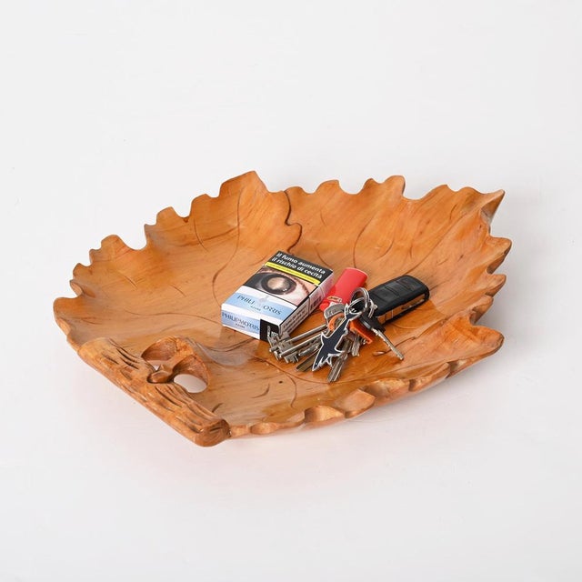 Mid-Century Italian Handmade Birch Maple Leaf-Shaped Centerpiece, 1950s For Sale - Image 15 of 18