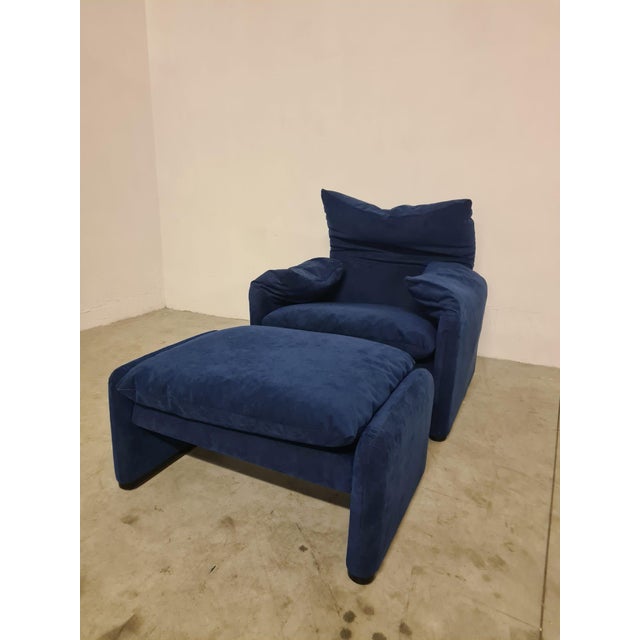 Set of Maralunga Chair with Ottoman by Vico Magistretti for Cassina For Sale - Image 5 of 18