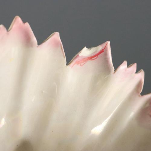 White Art Nouveau Porcelain Shell Vase For Sale - Image 8 of 11