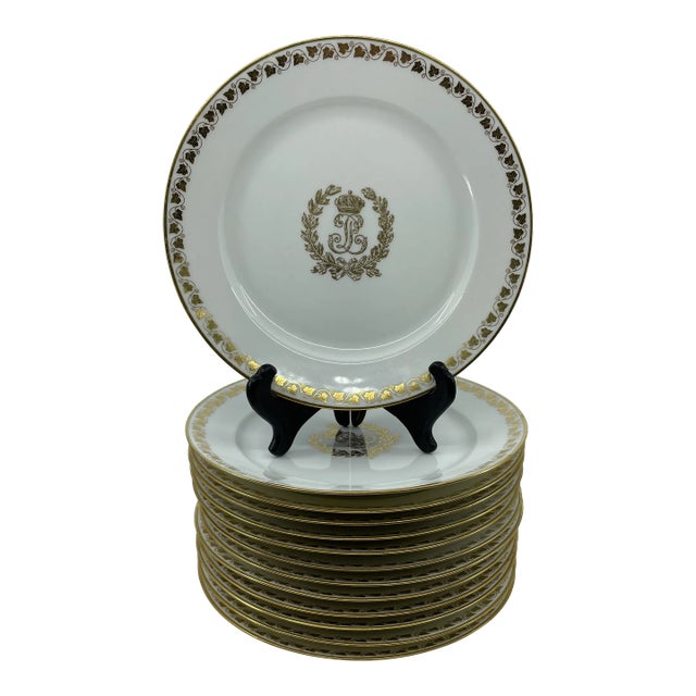 13 Sevres Crested Porcelain 8 7/8”Plates, Louis Philippe I, Château De St. Cloud For Sale