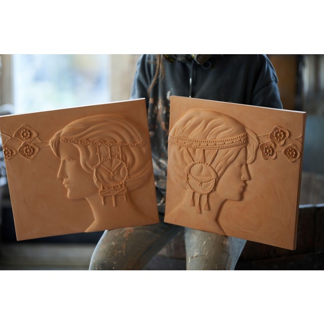 Pair of Secessionist Reliefs Made After Georg Klimt, Sculptural Golden Bas Relief With Female Profiles, Wall Object For Sale - Image 15 of 18