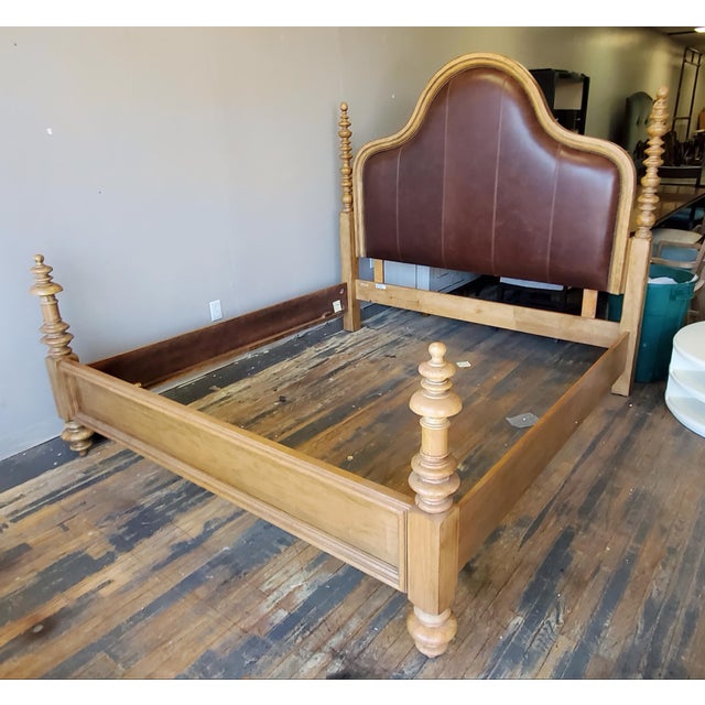 Thomasville Furniture Ernest Hemingway El Morro King Leather Panel Bed