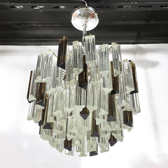 Gray Mid-Century Modernist Hand-Blown Murano Mixed Glass Camer Triedre Chandelier For Sale - Image 8 of 17