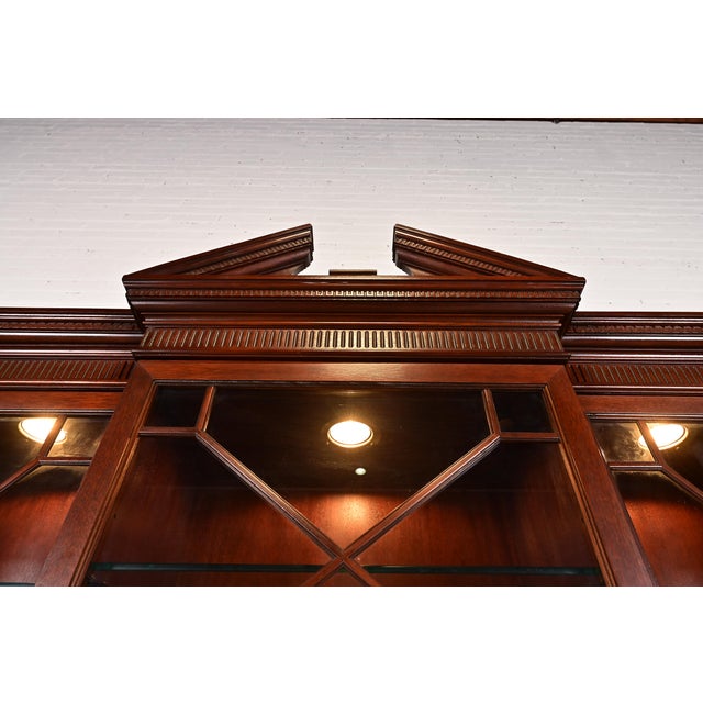 Baker Furniture Historic Charleston Georgian Flame Mahogany Lighted Breakfront Bookcase Cabinet For Sale - Image 11 of 16