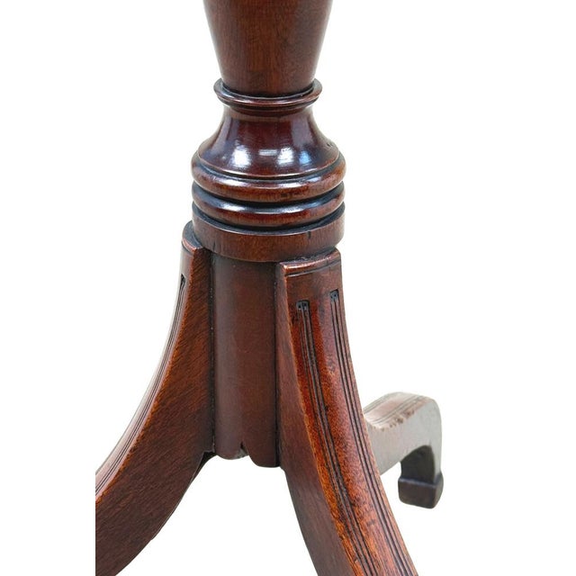 Late 18th Century Georgian Mahogany Circular Wine Table, 1780 For Sale - Image 5 of 11